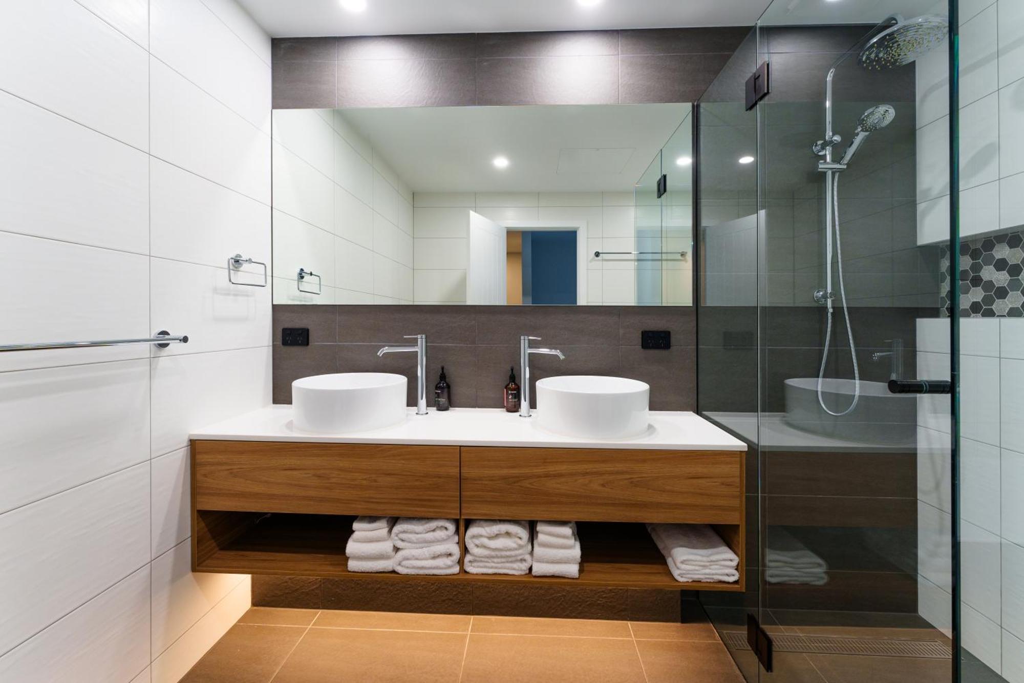 Aberdeen Lane Woodside Room photo